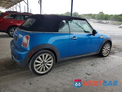 Trzecie zdjęcie samochodu z tyłu: 2010 MINI COOPER S VIN:WMWMS3C54ATZ84920 - miniatura