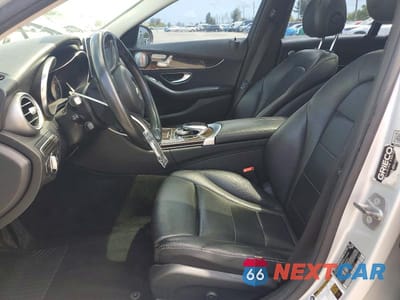 Zdjęcie 7 z 13 samochodu: 2016 MERCEDES-BENZ C 300 4MATIC VIN:55SWF4KB8GU172432 - miniatura