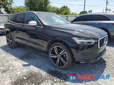 Czwarte zdjęcie samochodu z boku: 2018 VOLVO XC60 T5 R-DESIGN VIN:YV4102RM6J1023927 - miniatura