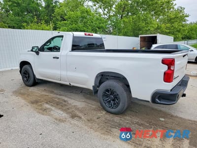 Drugie zdjęcie samochodu z przodu: 2021 CHEVROLET SILVERADO C1500 VIN:3GCNWAEK9MG318334 - miniatura