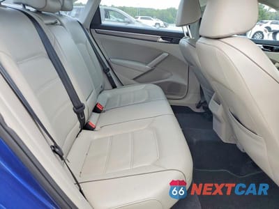 Zdjęcie 10 z 13 samochodu: 2017 VOLKSWAGEN PASSAT R-LINE VIN:1VWDT7A34HC054533 - miniatura