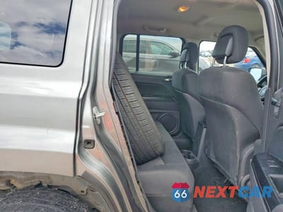Zdjęcie 10 z 12 samochodu: 2012 JEEP PATRIOT LATITUDE VIN:1C4NJRFB7CD570171 - miniatura