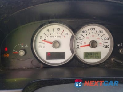 Zdjęcie 9 z 13 samochodu: 2005 FORD ESCAPE XLT VIN:1FMYU93195KA46031 - miniatura