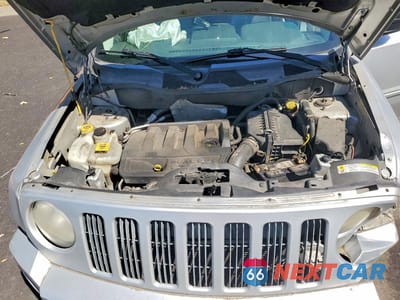 Zdjęcie 11 z 12 samochodu: 2008 JEEP PATRIOT LIMITED VIN:1J8FT48W28D522367 - miniatura