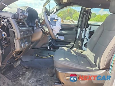 Zdjęcie 7 z 13 samochodu: 2022 CHEVROLET TAHOE C1500 VIN:1GNSCLED3NR239453 - miniatura