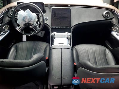 Zdjęcie 8 z 14 samochodu: 2023 MERCEDES-BENZ EQE SUV 500 4MATIC VIN:4JGGM2CB5PA005142 - miniatura