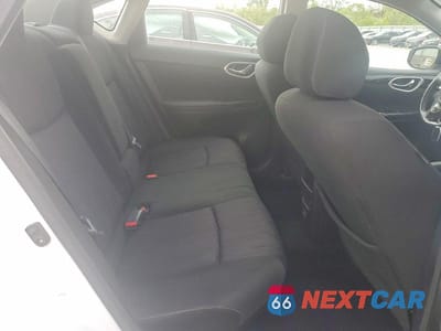 Zdjęcie 10 z 12 samochodu: 2019 NISSAN SENTRA SV VIN:3N1AB7AP6KY284829 - miniatura