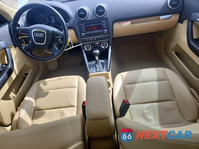 Zdjęcie 8 z 12 samochodu: 2013 AUDI A3 PREMIUM VIN:WAUBJAFM9DA022744 - miniatura