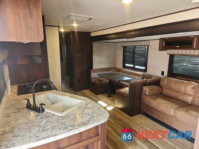 Zdjęcie 6 z 10 samochodu: 2018 JAYCO JAY FLIGHT SLX CAMPER VIN:1UJBJ0BT6J17T0438 - miniatura