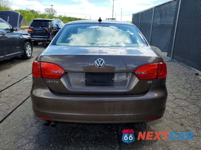 Zdjęcie 6 z 12 samochodu: 2014 VOLKSWAGEN JETTA SE VIN:3VWD07AJ7EM238592 - miniatura