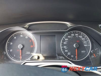 Zdjęcie 9 z 12 samochodu: 2014 AUDI A4 PREMIUM VIN:WAUDFAFL8EN042267 - miniatura