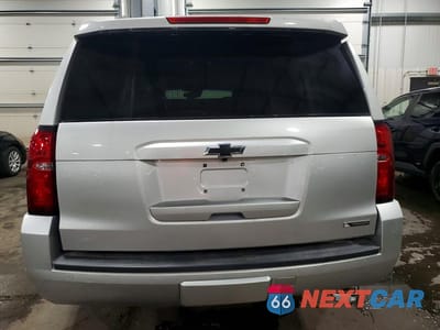 Zdjęcie 6 z 13 samochodu: 2016 CHEVROLET SUBURBAN K1500 LTZ VIN:1GNSKJKC9GR117492 - miniatura