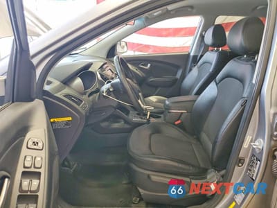 Zdjęcie 7 z 13 samochodu: 2012 HYUNDAI TUCSON GLS VIN:KM8JU3AC4CU515045 - miniatura