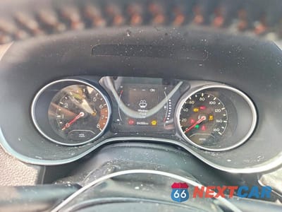 Zdjęcie 8 z 10 samochodu: 2019 JEEP COMPASS LATITUDE VIN:3C4NJCBB8KT636948 - miniatura