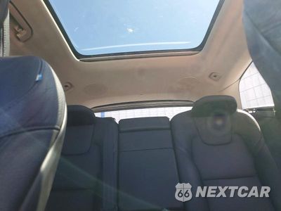 Zdjęcie 10 z 13 samochodu: 2020 VOLVO XC60 T5 MOMENTUM VIN:YV4102RK3L1416883 - miniatura