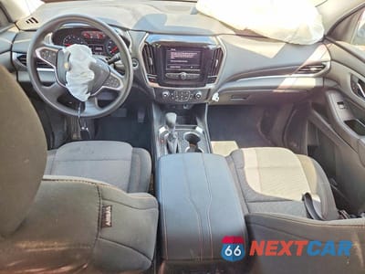 Zdjęcie 8 z 14 samochodu: 2021 CHEVROLET TRAVERSE LS VIN:1GNEVLKW3MJ171438 - miniatura