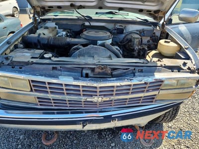 Zdjęcie 11 z 12 samochodu: 1991 CHEVROLET GMT-400 K2500 VIN:1GCGK24K4ME114026 - miniatura