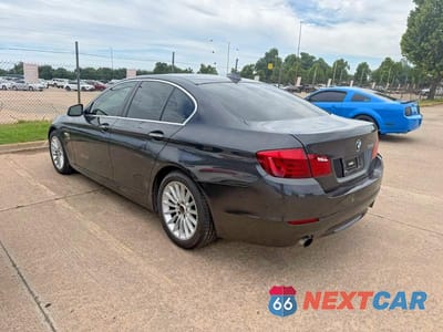 Trzecie zdjęcie samochodu z tyłu: 2012 BMW 535 XI VIN:WBAFU7C59CDU58029 - miniatura