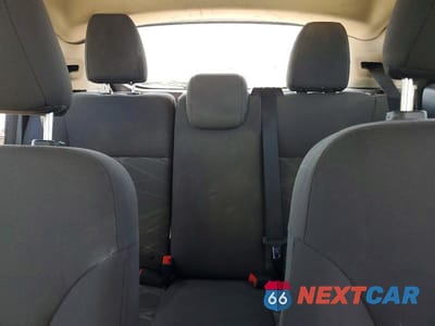 Zdjęcie 10 z 13 samochodu: 2014 FORD FIESTA S VIN:3FADP4TJ3EM132351 - miniatura