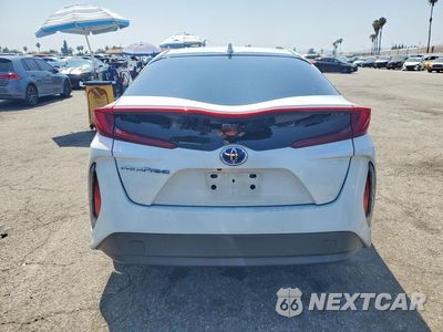 Zdjęcie 6 z 12 samochodu: 2021 TOYOTA PRIUS PRIME LE VIN:JTDKAMFP5M3175754 - miniatura