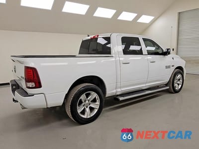 Trzecie zdjęcie samochodu z tyłu: 2016 RAM 1500 SPORT VIN:1C6RR7MT5GS161248 - miniatura