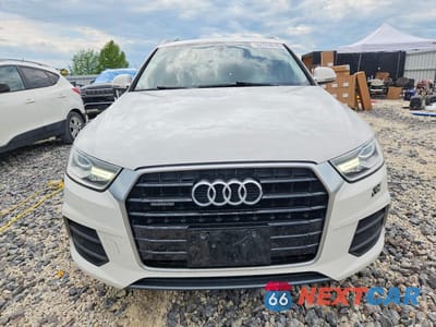 Piąte zdjęcie samochodu w środku: 2017 AUDI Q3 PREMIUM PLUS VIN:WA1JCCFS9HR007083 - miniatura