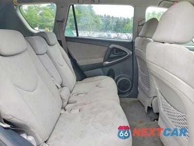 Zdjęcie 11 z 13 samochodu: 2007 TOYOTA RAV4 LIMITED VIN:JTMBD31V875120473 - miniatura