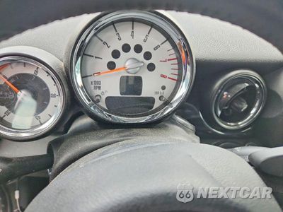 Zdjęcie 9 z 13 samochodu: 2011 MINI COOPER S VIN:WMWZP3C56BT249252 - miniatura