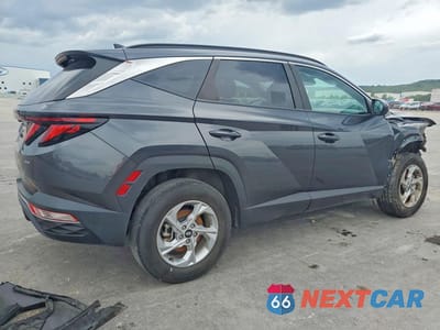 Trzecie zdjęcie samochodu z tyłu: 2024 HYUNDAI TUCSON SEL VIN:5NMJBCDE8RH327975 - miniatura
