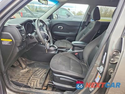 Zdjęcie 7 z 12 samochodu: 2016 KIA SOUL BASE VIN:KNDJN2A22G7284539 - miniatura