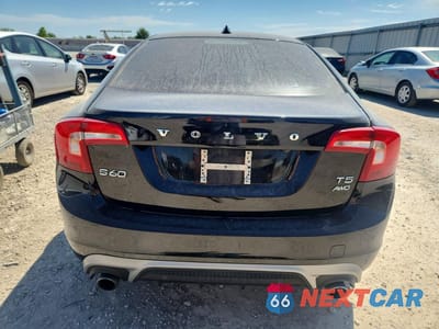 Zdjęcie 6 z 12 samochodu: 2017 VOLVO S60 DYNAMIC VIN:YV140MTLXH2428215 - miniatura