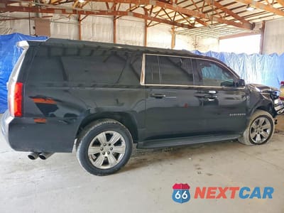 Trzecie zdjęcie samochodu z tyłu: 2017 CHEVROLET SUBURBAN VIN:1GNSKHKC3HR397758 - miniatura