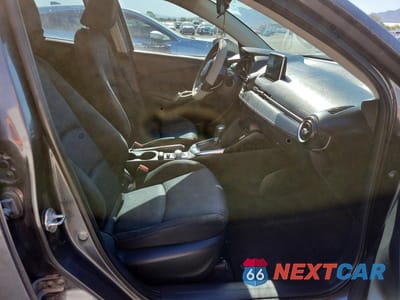 Zdjęcie 13 z 14 samochodu: 2016 SCION IA BASE VIN:3MYDLBZV7GY114047 - miniatura