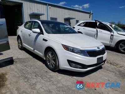 Czwarte zdjęcie samochodu z boku: 2013 KIA OPTIMA EX VIN:5XXGN4A78DG107448 - miniatura