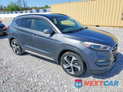 Czwarte zdjęcie samochodu z boku: 2018 HYUNDAI TUCSON LIMITED VIN:KM8J3CA27JU726831 - miniatura