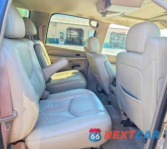 Zdjęcie 11 z 13 samochodu: 2004 CHEVROLET SUBURBAN K1500 VIN:1GNFK16Z34J293240 - miniatura