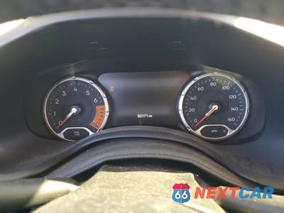 Zdjęcie 9 z 13 samochodu: 2023 JEEP RENEGADE LIMITED VIN:ZACNJDD17PPP57363 - miniatura
