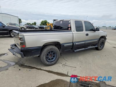 Trzecie zdjęcie samochodu z tyłu: 1999 CHEVROLET SILVERADO C2500 VIN:1GCFC29T8XZ148851 - miniatura