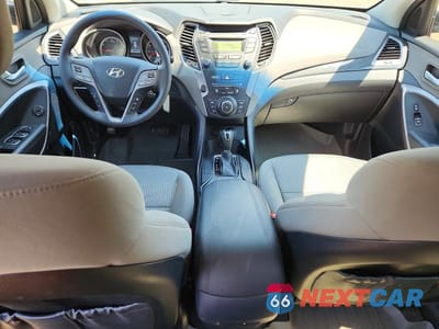 Zdjęcie 8 z 12 samochodu: 2016 HYUNDAI SANTA FE SPORT 2.4L VIN:5XYZTDLB7GG323422 - miniatura