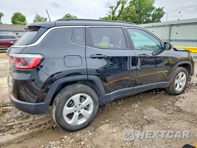 Trzecie zdjęcie samochodu z tyłu: 2019 JEEP COMPASS LATITUDE VIN:3C4NJDBB9KT846531 - miniatura