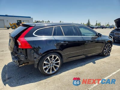 Trzecie zdjęcie samochodu z tyłu: 2015 VOLVO V60 PREMIER VIN:YV140MEK3F1259744 - miniatura