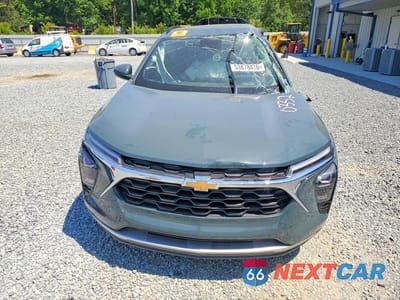 Piąte zdjęcie samochodu w środku: 2025 CHEVROLET TRAX 1LT VIN:KL77LHEP7SC280332 - miniatura