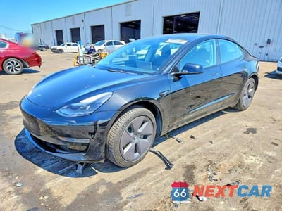 2022 TESLA MODEL 3 5YJ3E1EA5NF251868 - główne zdjęcie licytacji z USA - miniatura