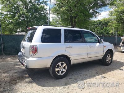 Trzecie zdjęcie samochodu z tyłu: 2008 HONDA PILOT SE VIN:5FNYF283X8B017123 - miniatura