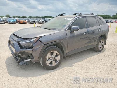 2024 TOYOTA RAV4 XLE 2T3W1RFV8RC274250 - główne zdjęcie licytacji z USA - miniatura