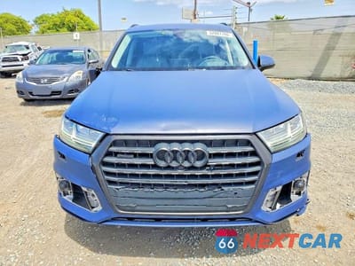 Piąte zdjęcie samochodu w środku: 2018 AUDI Q7 BASE VIN:WA1VAAF76JD013272 - miniatura