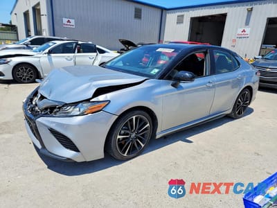 2019 TOYOTA CAMRY XSE V6 4T1BZ1HKXKU031208 - główne zdjęcie licytacji z USA - miniatura