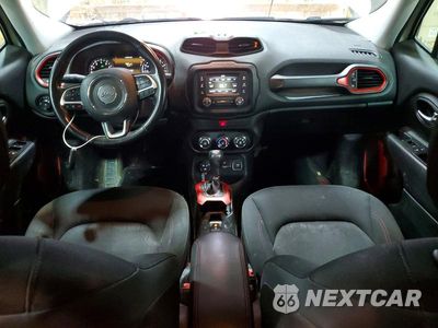 Zdjęcie 8 z 13 samochodu: 2016 JEEP RENEGADE TRAILHAWK VIN:ZACCJBCT4GPD89077 - miniatura