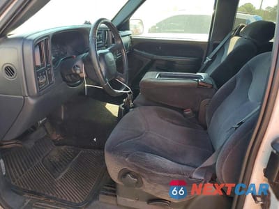 Zdjęcie 7 z 12 samochodu: 2001 GMC NEW SIERRA C1500 VIN:2GTEC19V711123673 - miniatura