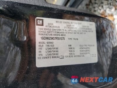 Zdjęcie 12 z 12 samochodu: 2007 CHEVROLET SILVERADO K2500 HEAVY DUTY VIN:1GCHK23K57F551375 - miniatura